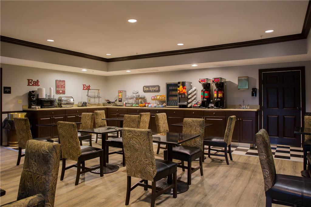 Evangeline Downs Hotel, Ascend Hotel Collection Opelousas Restaurante foto