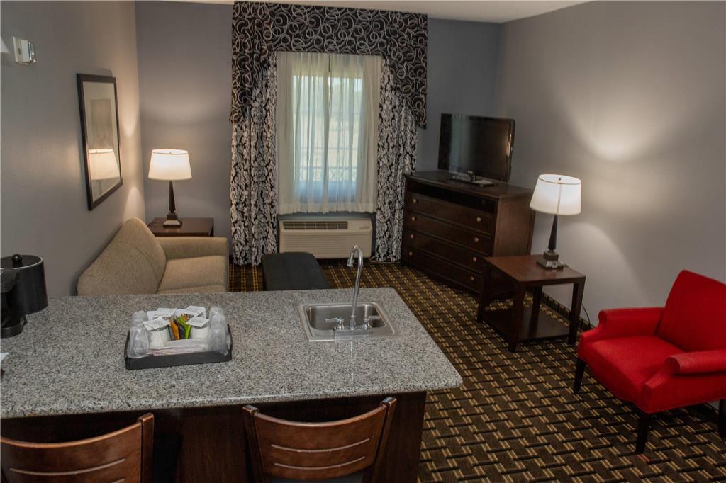 Evangeline Downs Hotel, Ascend Hotel Collection Opelousas Habitación foto